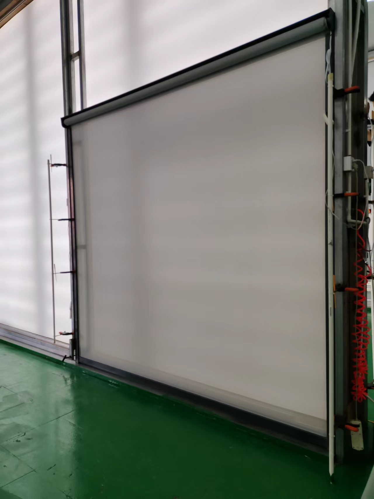 ม่านม้วนอัจฉริยะกันน้ำสำหรับภา - Outdoor Power Blinds บทวิจารณ์และราคา